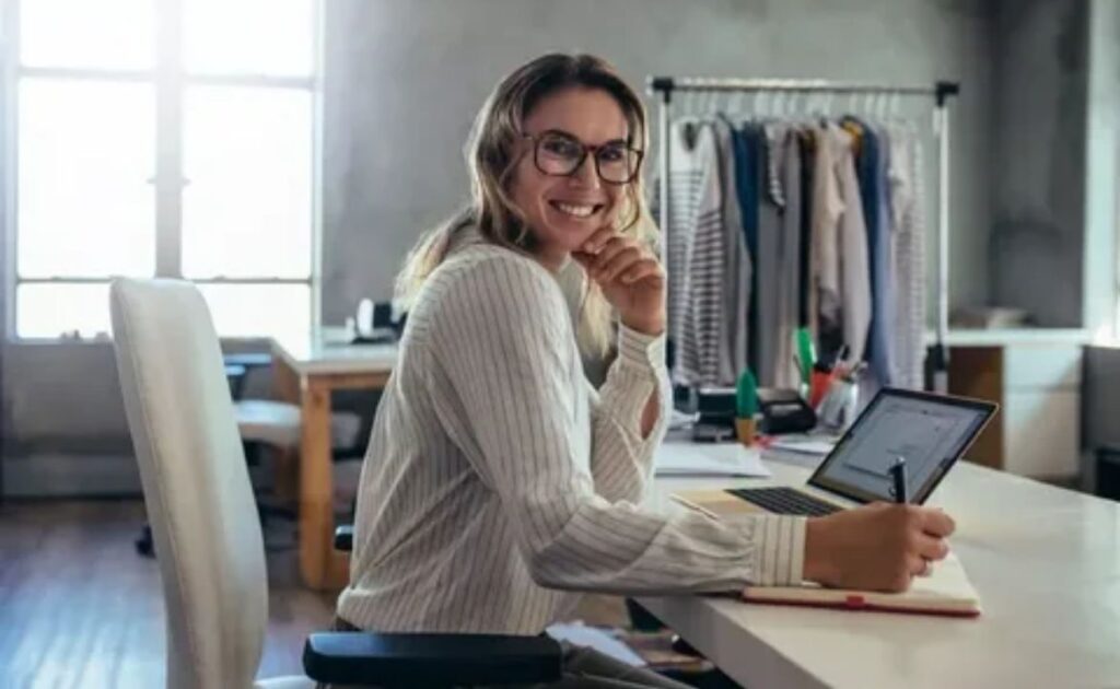 Navigating CHRO Strategy: expert tips for business owners bizfusionworks